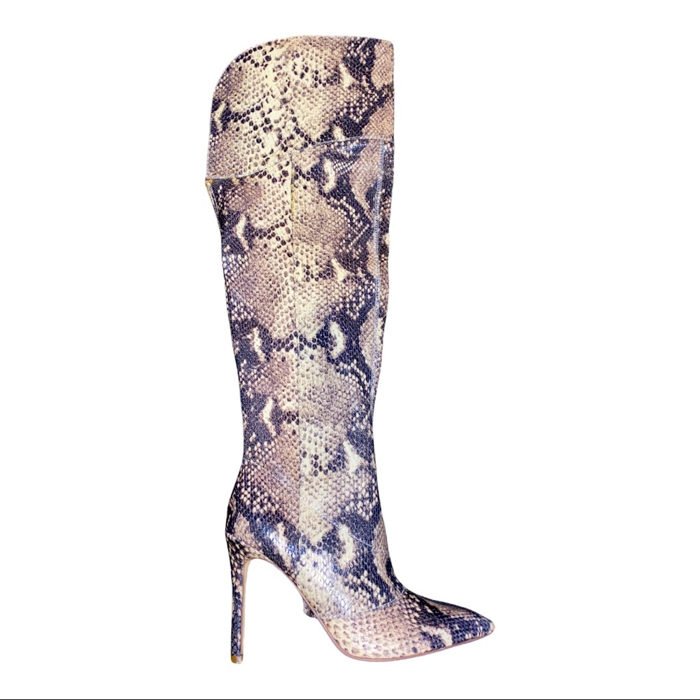 NEW GUESS Naddy Over the Knee Snakeskin Boots Size 6 Blogger Celeb Style SOLDOUT